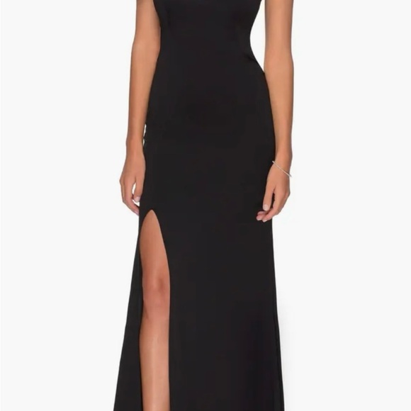 NWT La Femme Long Jersey Dress with Cut Out Open Back Gown Black Sz 4 - Picture 4 of 14